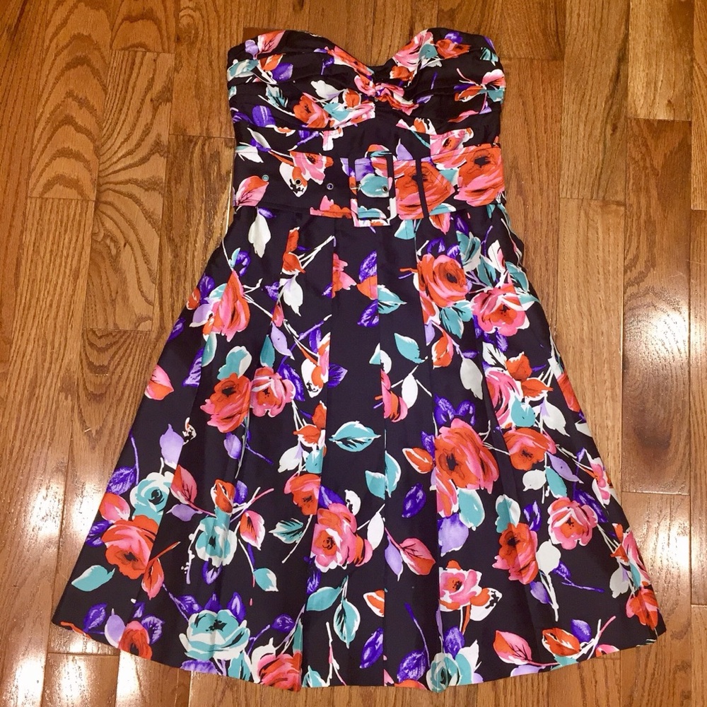 Express Strapless pleated floral dress